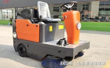 CA1160P62K1L3E4洗掃車 高效清潔，城市環(huán)衛(wèi)的得力助手